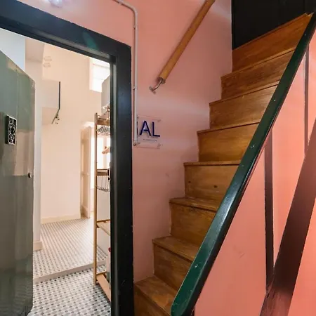 The Nest Of Carriao Street Lisbon