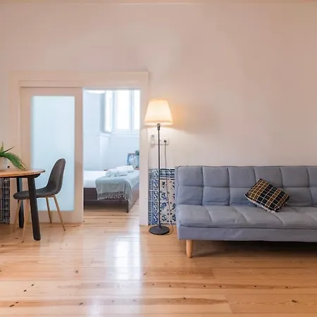 The Nest Of Carriao Street