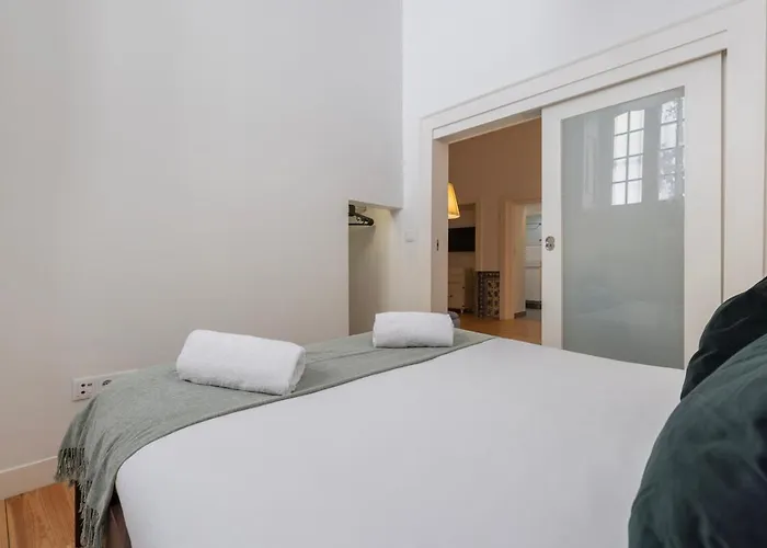 The Nest Of Carriao Street Lisboa